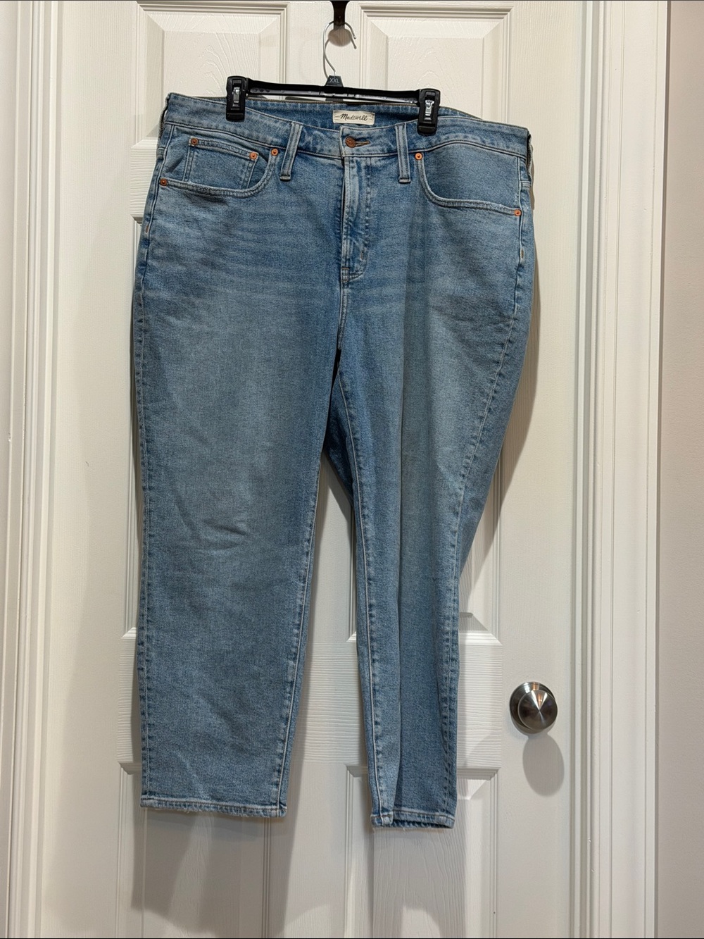 Madewell Curvy Mom Jean Light Blue High-Rise Straight Jeans